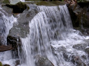 On the way back out, caught some more cascades