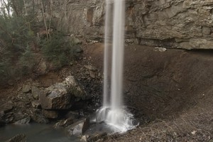 Nice pool at the bottom with lots of spray and mist