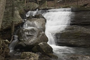 Boulders between here and the main falls are huge and numerous