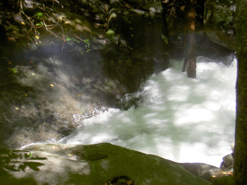 A spot between lower and upper falls where we spotted a rainbow in the mist