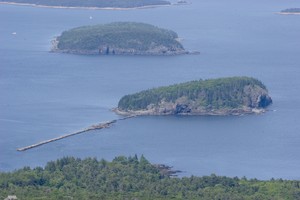 Breakwater at Bald Porcupine Island