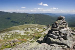 The AT isn't white blazed here, rock cairns mark the trail. 