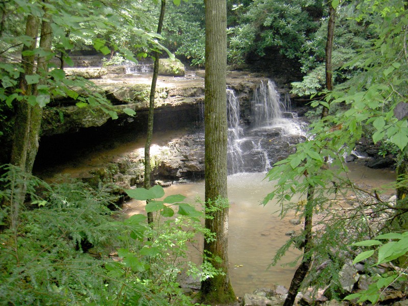 The falls. Hard to get a real good vantage point.