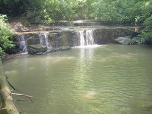 It's actually more picturesque and accessible than the main falls. Nice large pool of water at the base as well.