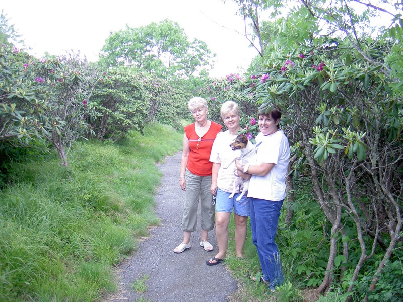 Mom, Nell and D.